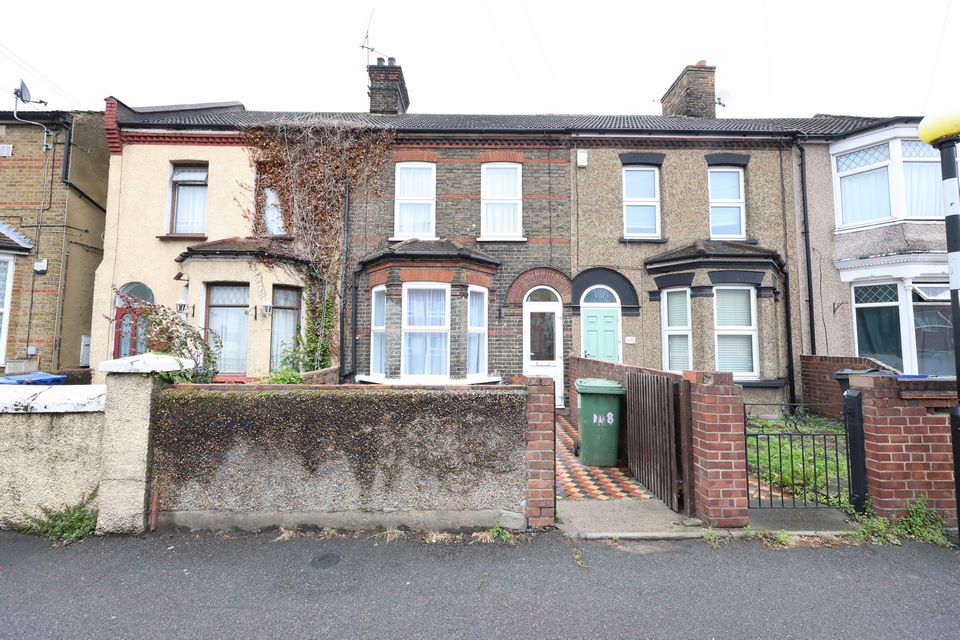Bridge Road, Grays 	