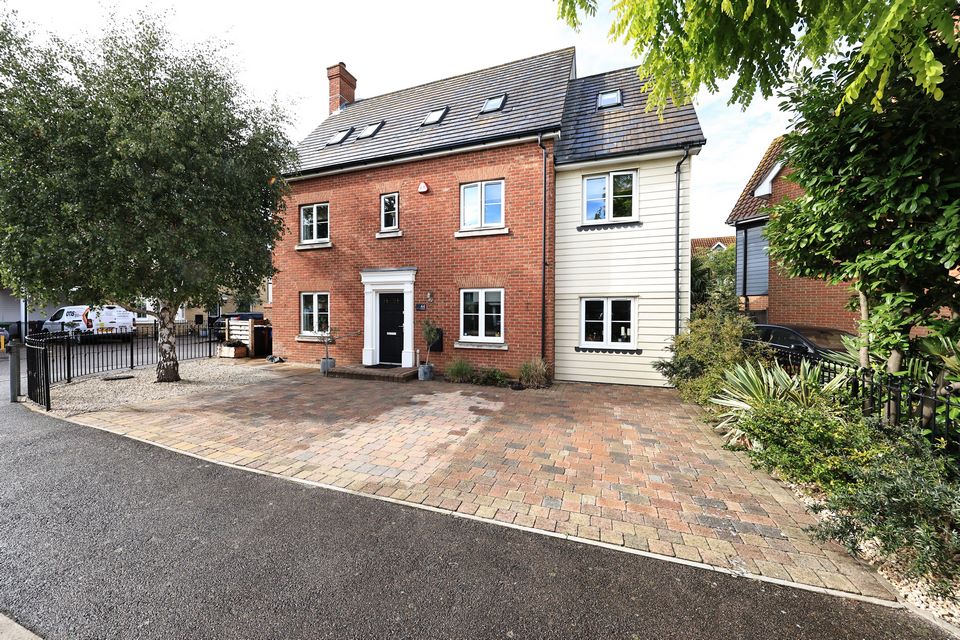 Birchfield, North Stifford Village