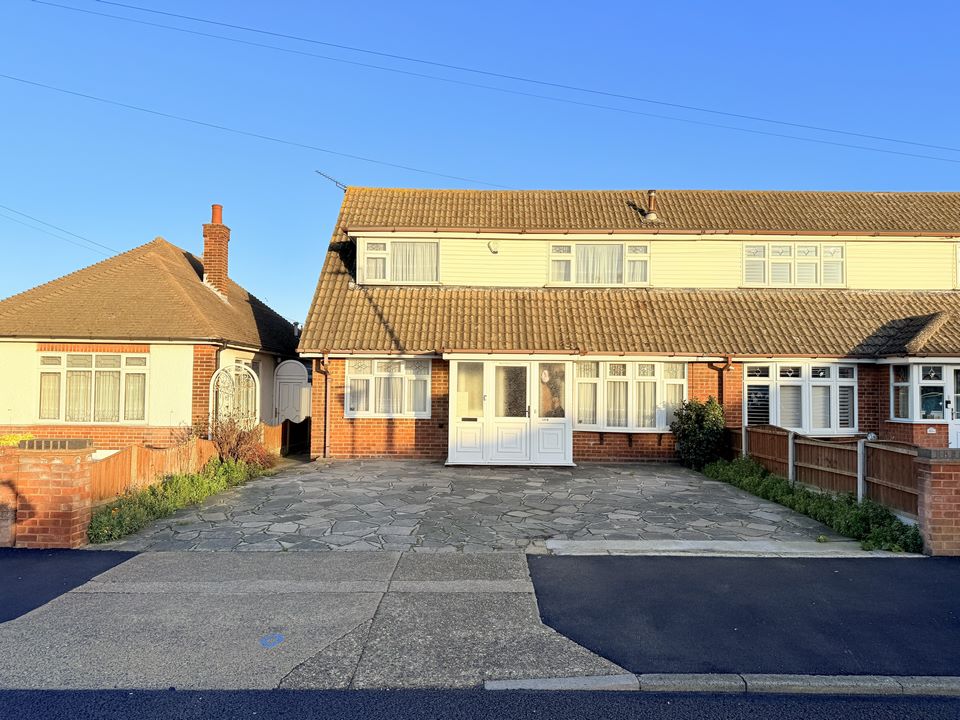 Blackshots Lane, North Grays 