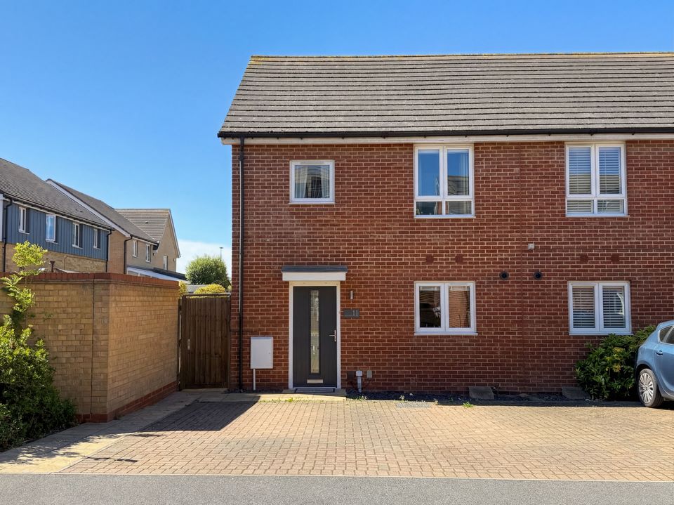Colburn Way, Grays, Essex, RM16 2EG